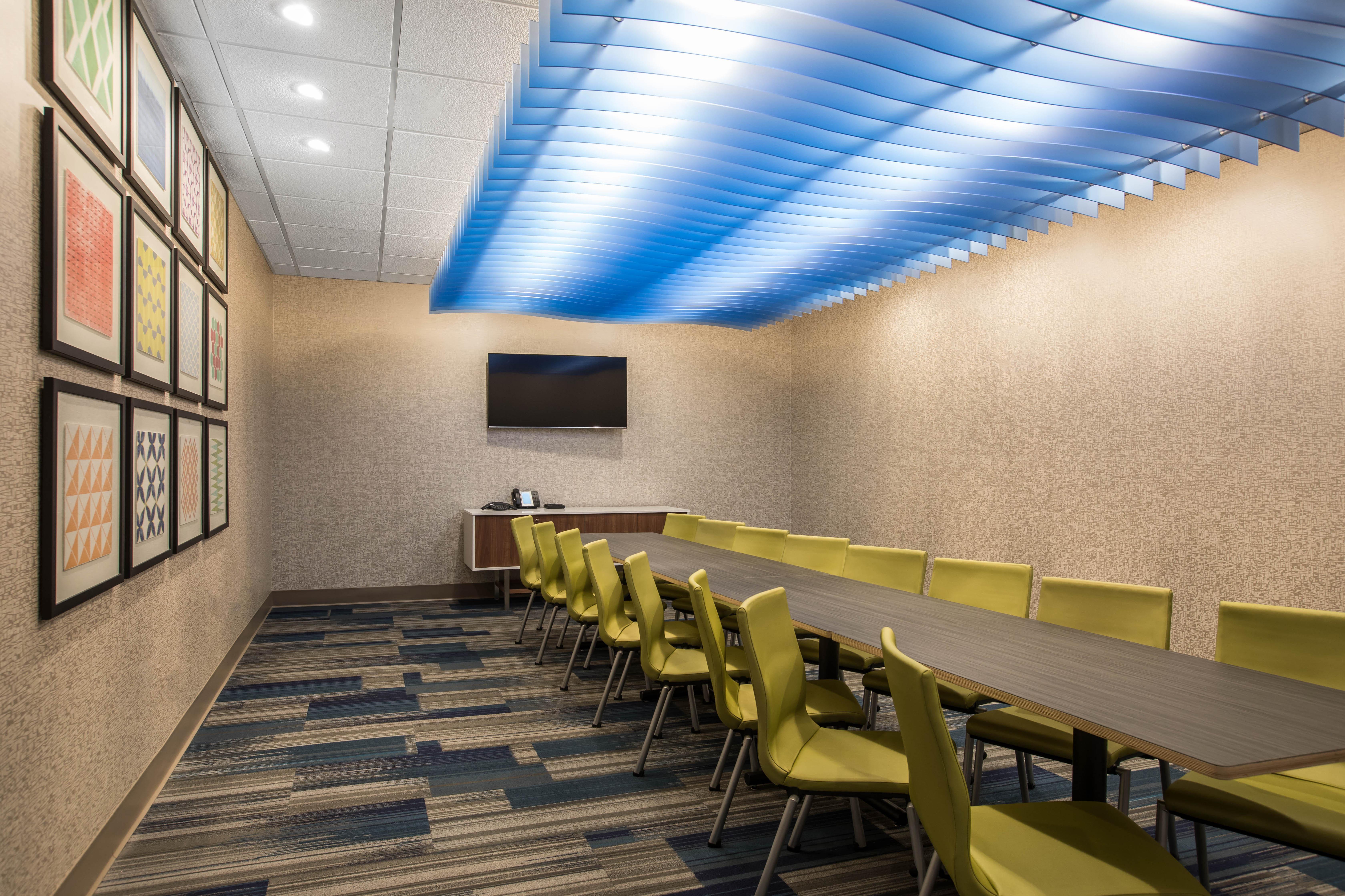 Holiday Inn Express & Suites Ludington By Ihg Eksteriør bilde