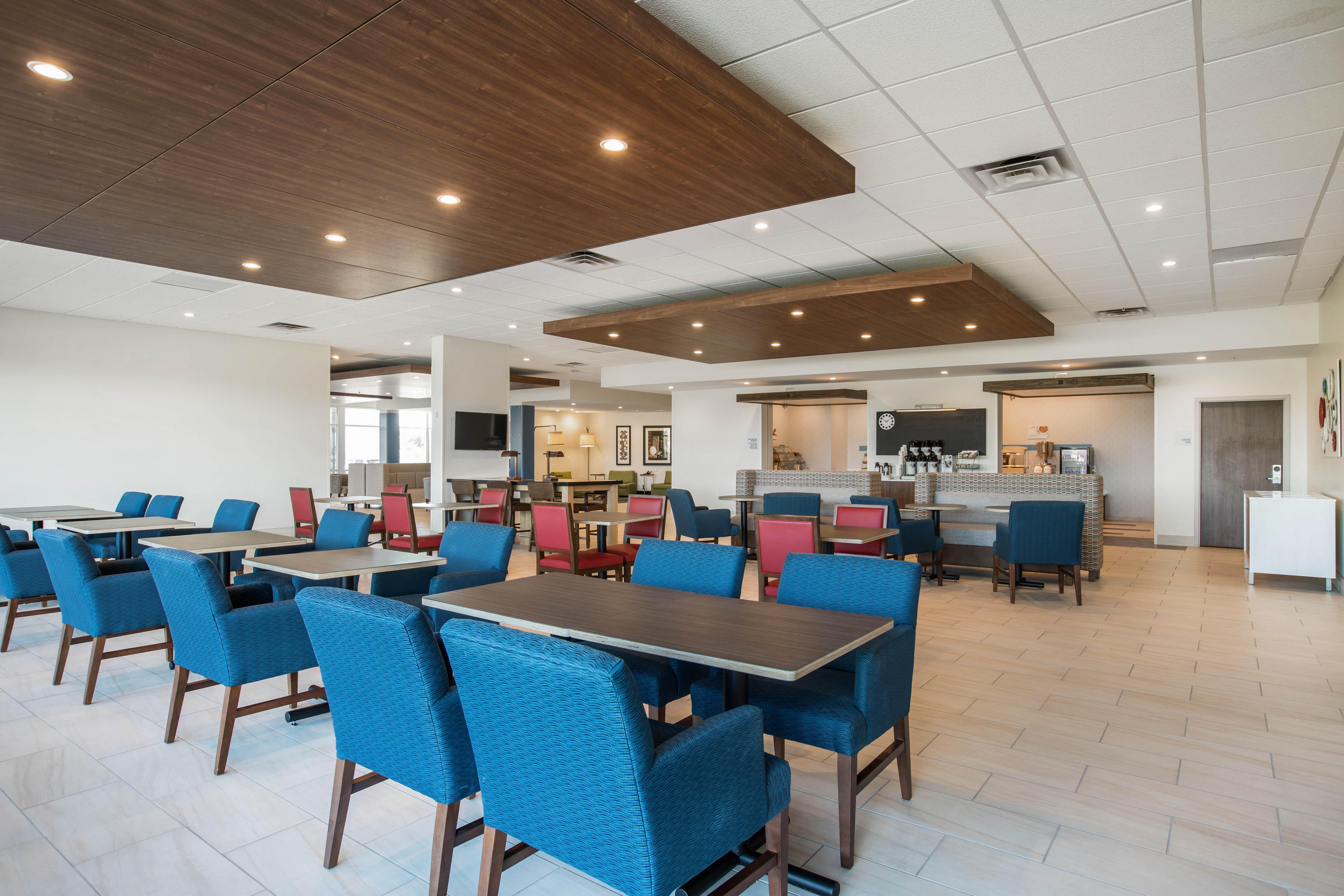 Holiday Inn Express & Suites Ludington By Ihg Eksteriør bilde